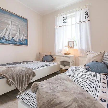 Ferienwohnung Haus Glebbe Ostseeheilbad Ostseeheilbad Zingst Exterior foto